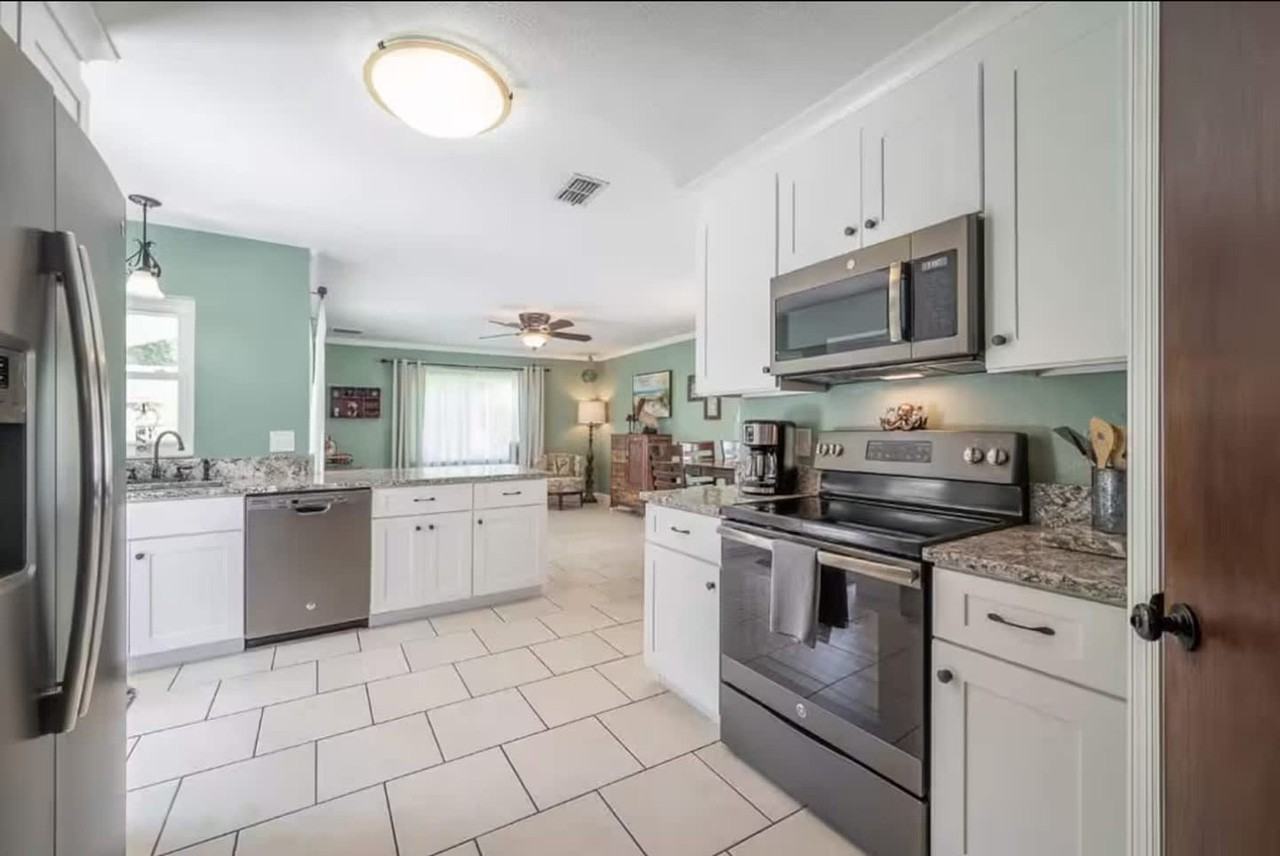 11606 79th Ave #1053135P - Photo 3 of 21