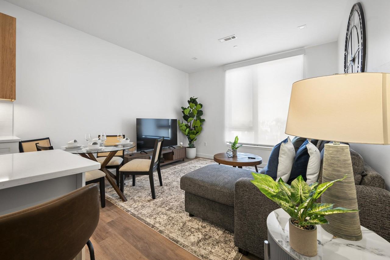 282 Bremen St #1240293P - Photo 5 of 41