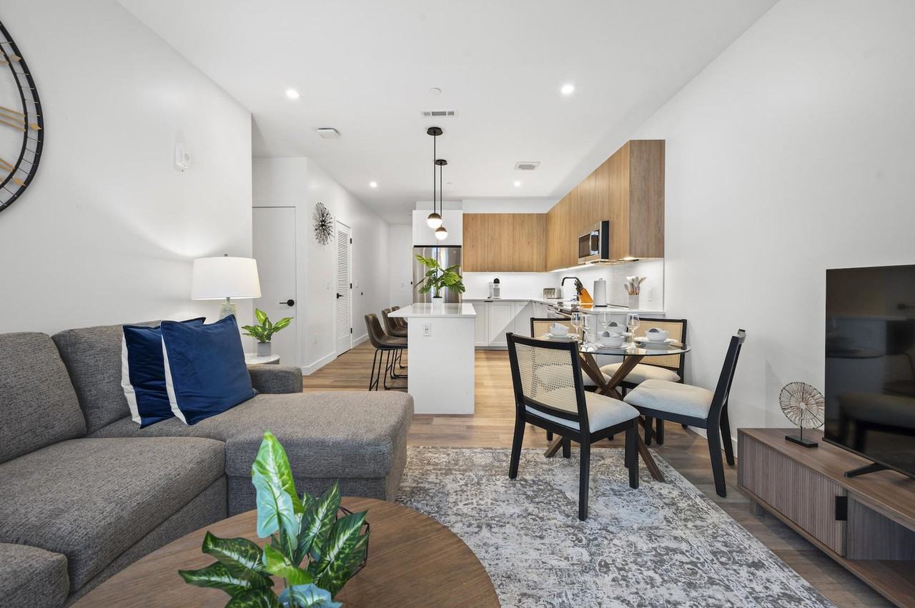 282 Bremen St #1240293P - Photo 6 of 41