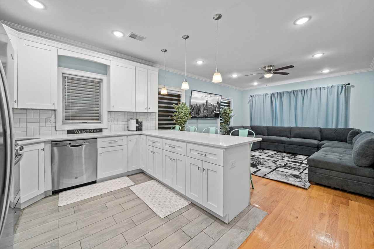 130 Terrace Ave #1055593P - Photo 7 of 38