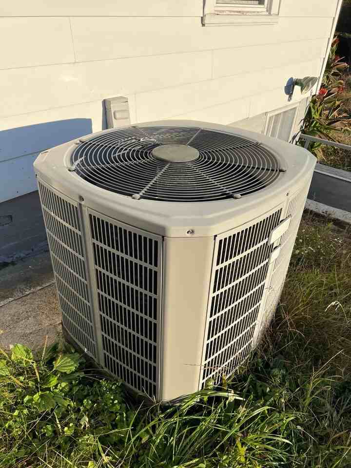 206 Post Rd - Photo 2 of 19