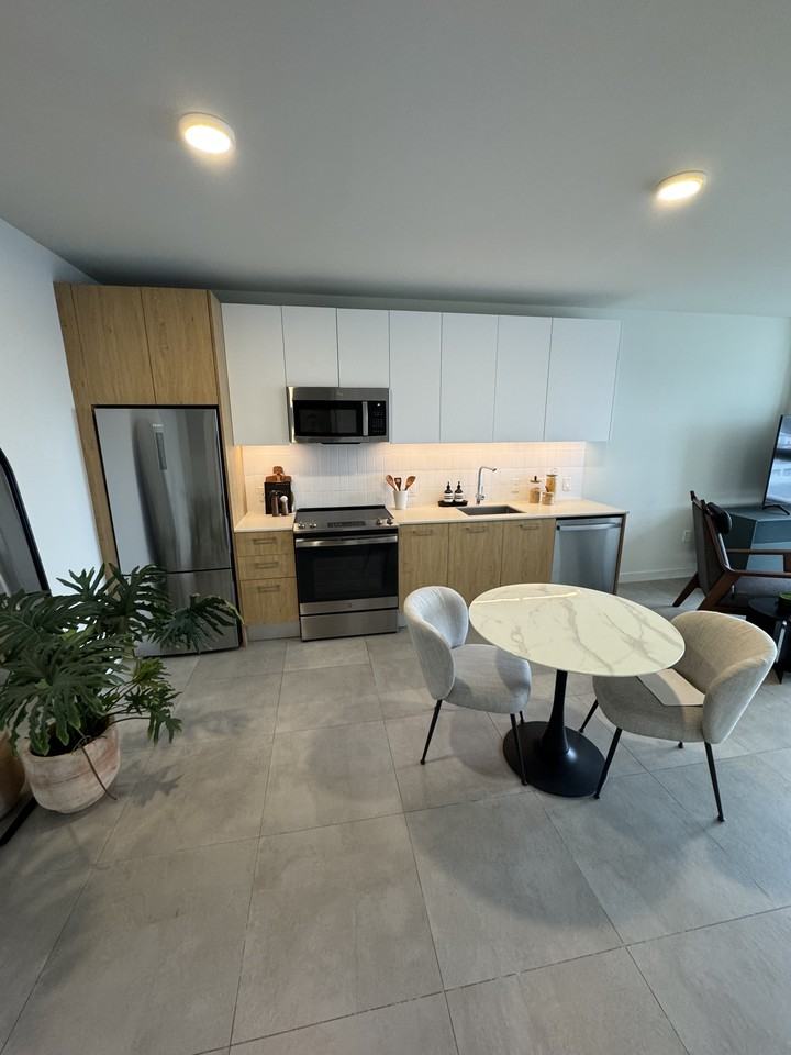 64 Northwest 30th Street - Photo 4 of 49