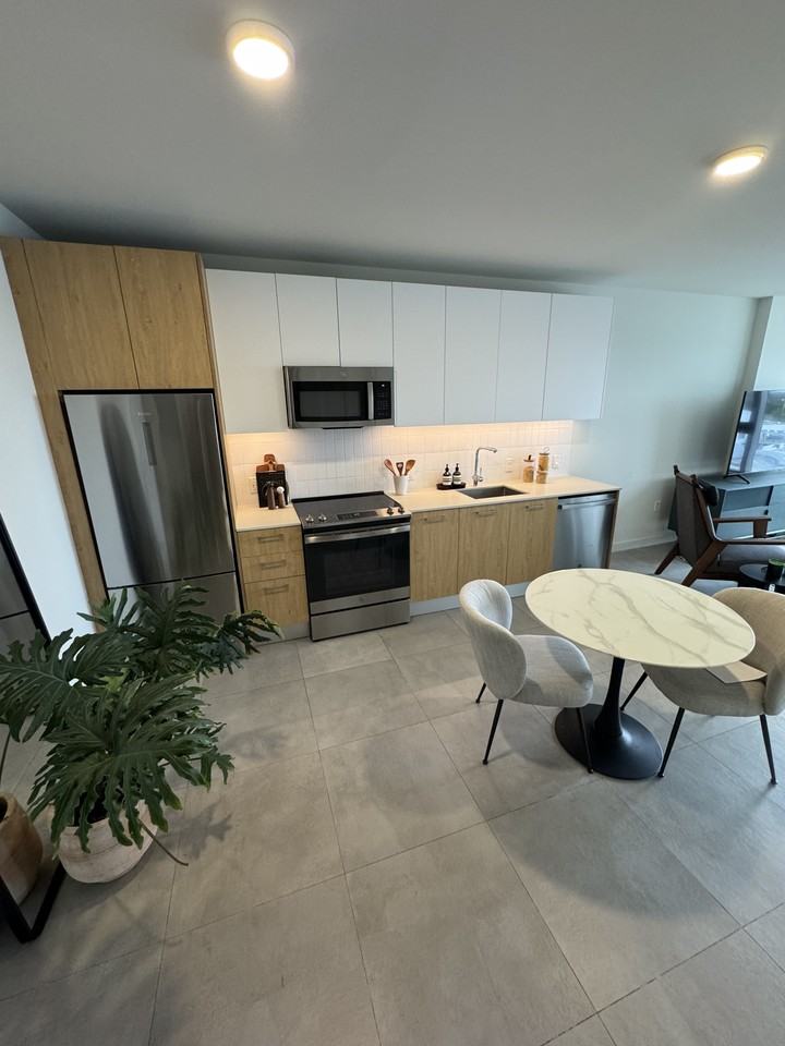 64 Northwest 30th Street - Photo 6 of 49