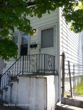 1533 Liberty St - Photo 2 of 13