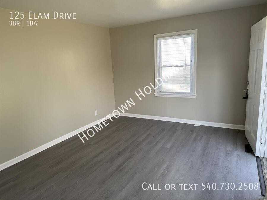 125 Elam Dr - Photo 2 of 9