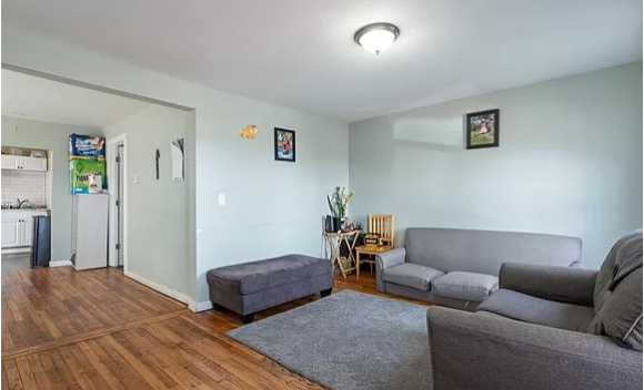 713 Emerson Ave - Photo 3 of 16