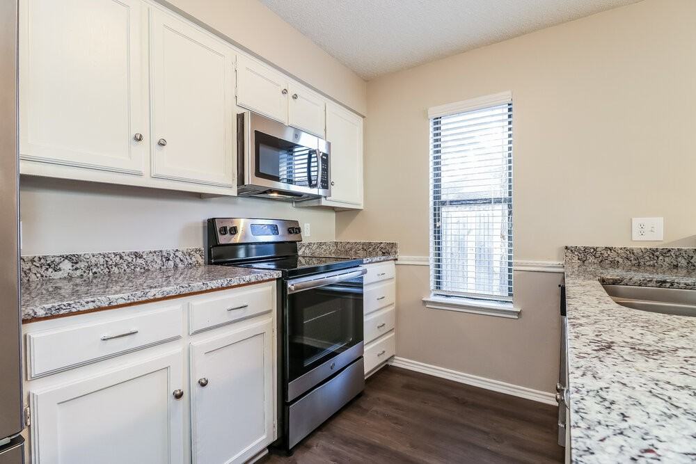 2808 Barnes Dr - Photo 6 of 15