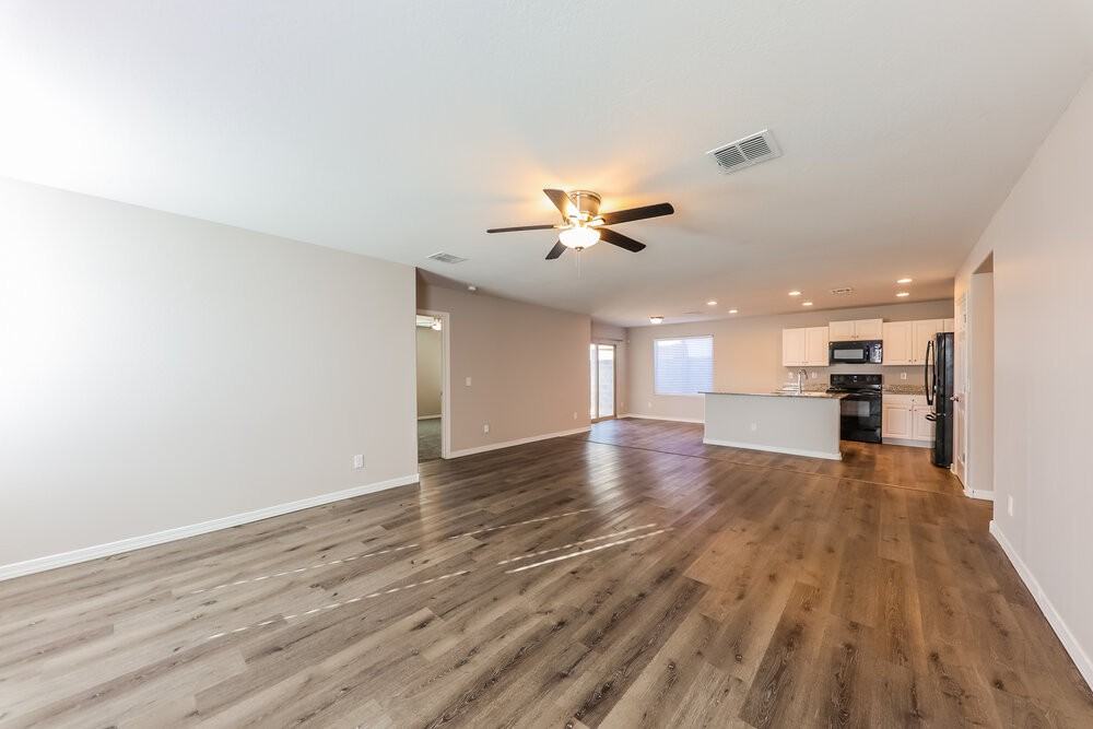 83 6th Ave W - Photo 5 of 16