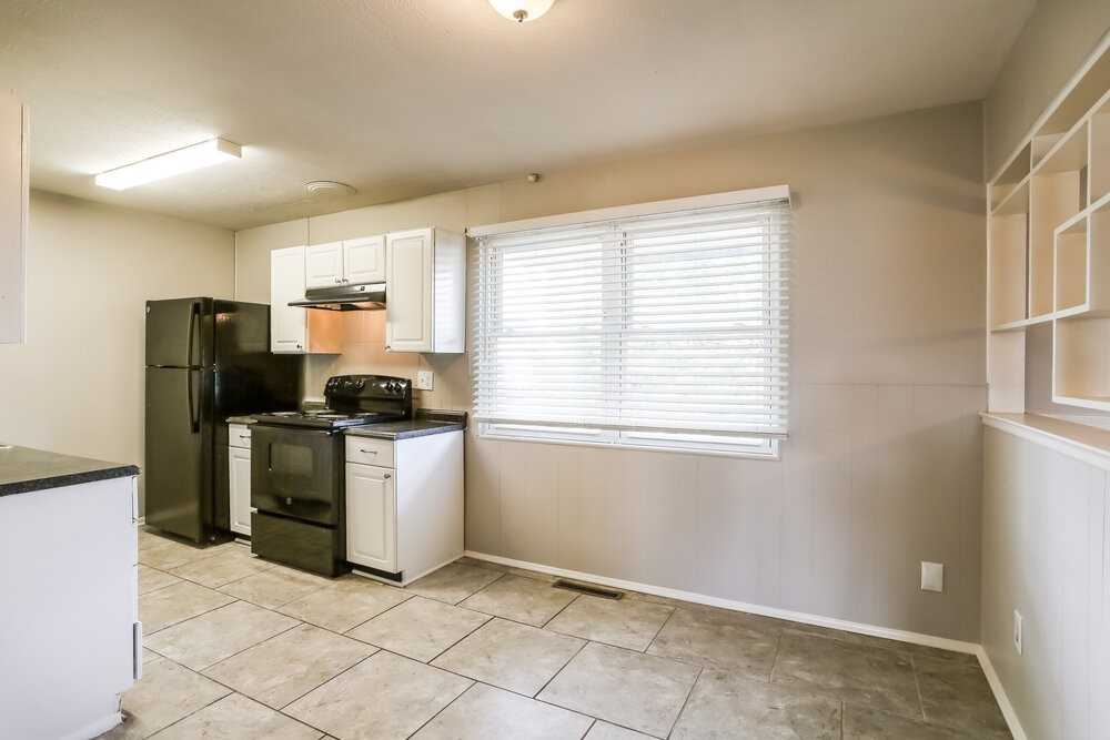 789 Bradwell Dr - Photo 7 of 17