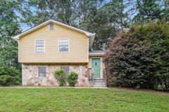 3773 Ferncliff Rd - Photo 1 of 1