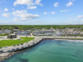 featured image of 19 Beach St