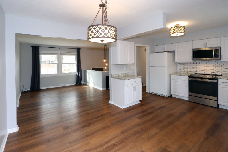 106 N 1st St - Photo 6 of 22