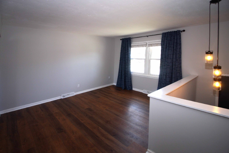 106 N 1st St - Photo 7 of 22