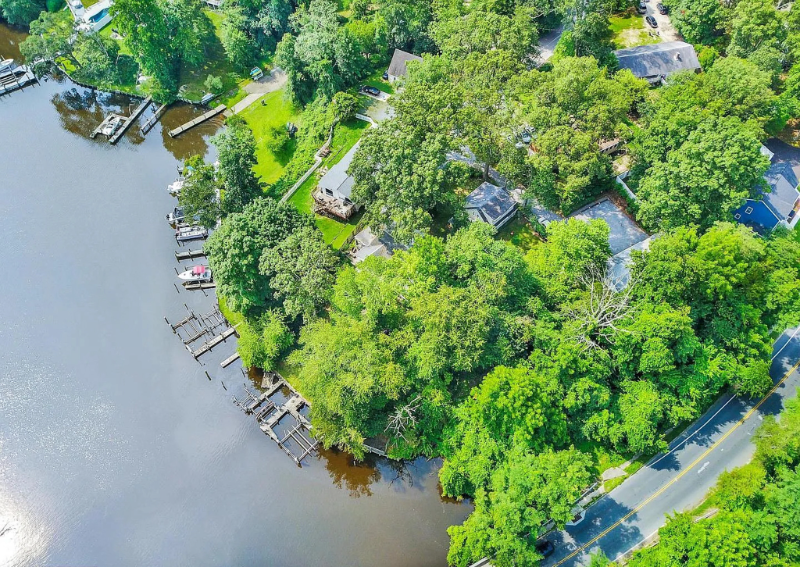 15 Sloan Ln #2 - Photo 3 of 17