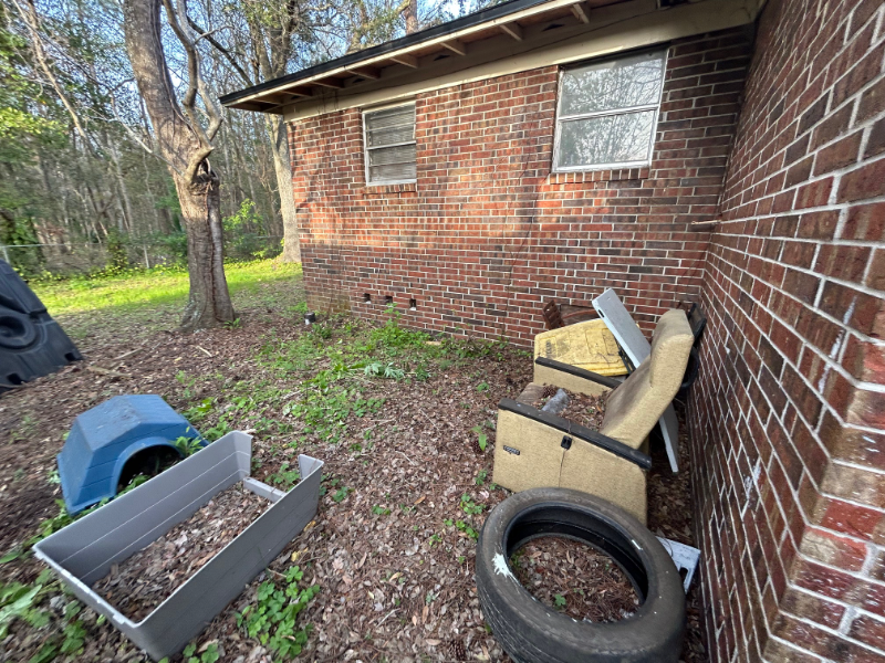 2693 W 25th St - Photo 2 of 5