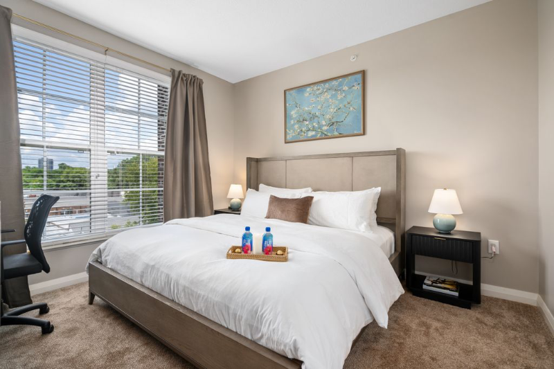 401 W Rich St #503 - Photo 7 of 14