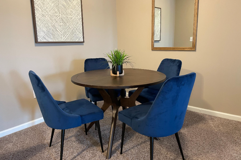 4700 Lowell Ln - Photo 5 of 6