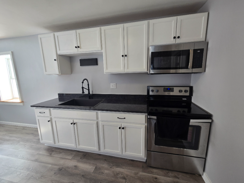 13 Freemont St #1 - Photo 3 of 10