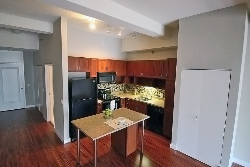 47 E Lake St - Photo 5 of 10