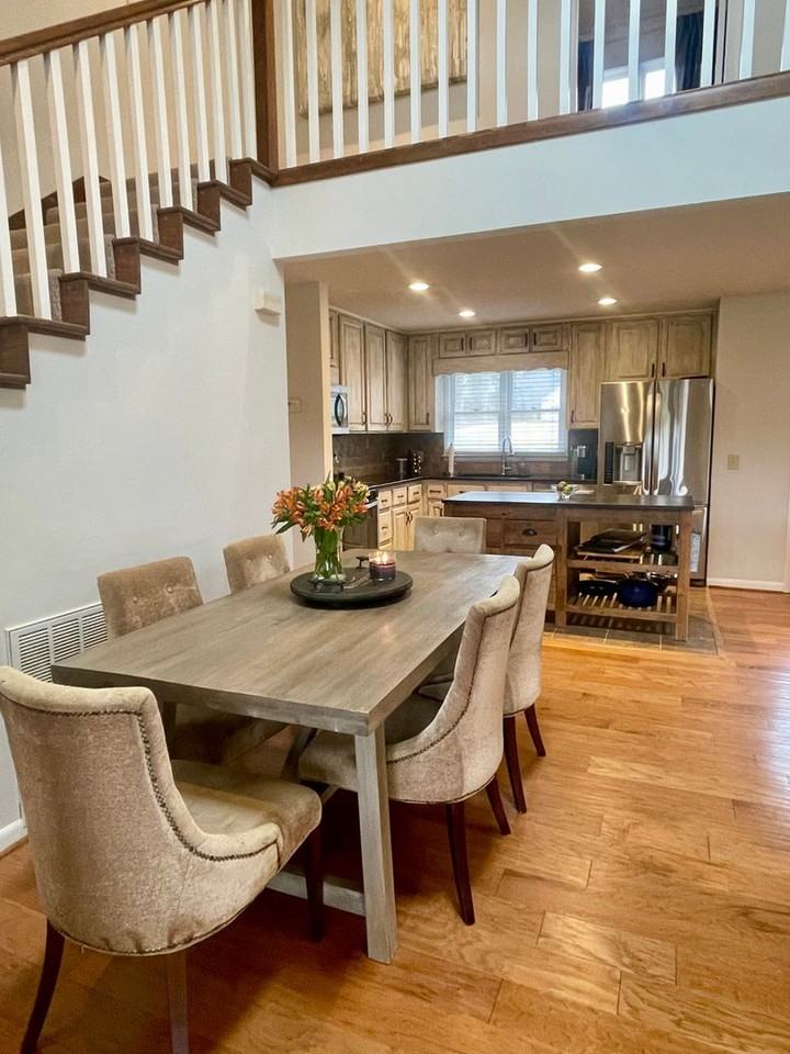 1181 Golf View Ln - Photo 2 of 49
