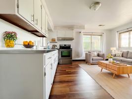 featured image of 305 S Manning Ave