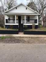 featured image of 221 E Bell St