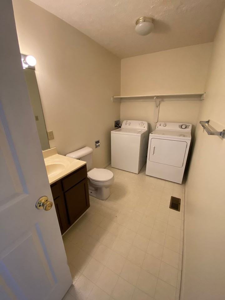 434 W Northlane Dr - Photo 5 of 11