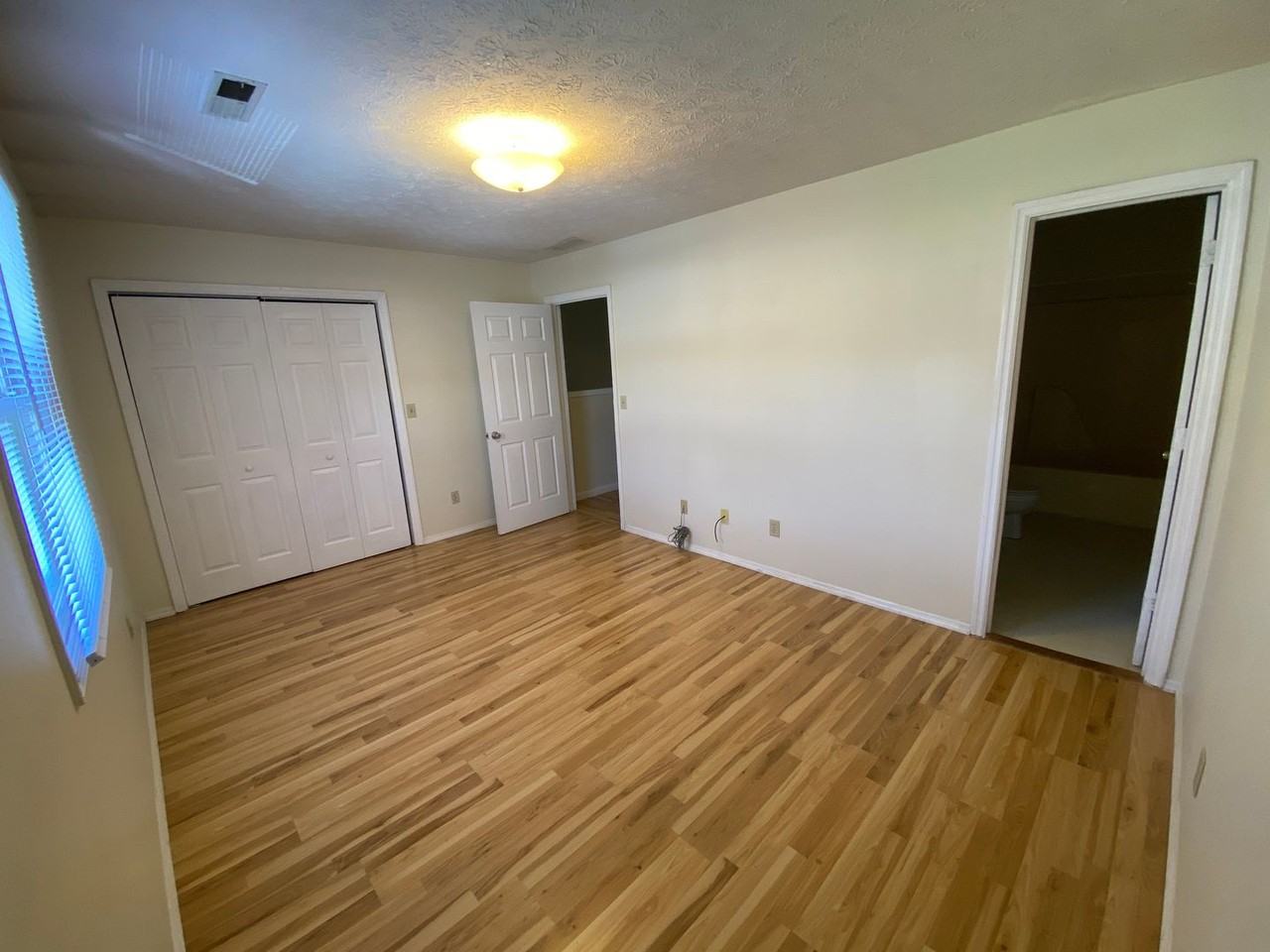 434 W Northlane Dr - Photo 7 of 11