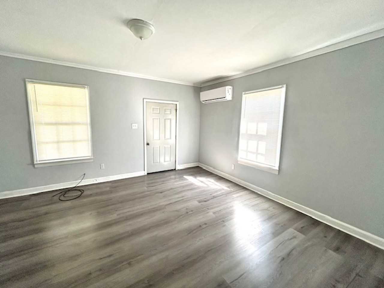 3612 Fairview St Sw - Photo 6 of 13
