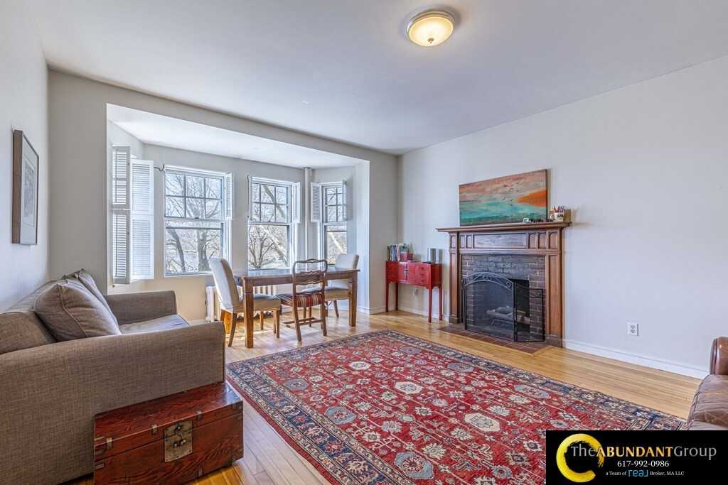 993 Memorial Dr #201 - Photo 6 of 26