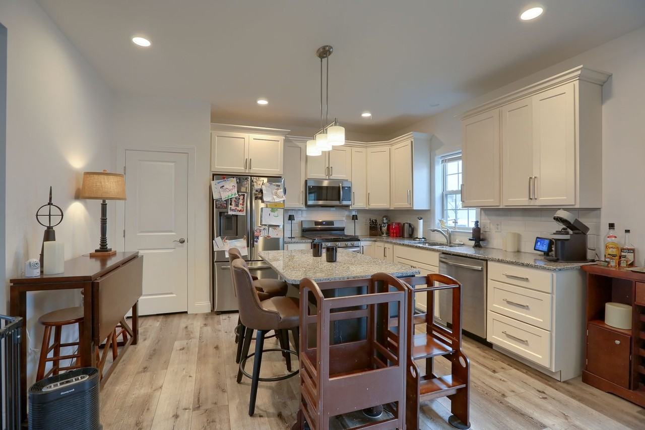 115 Crest Vw - Photo 6 of 14