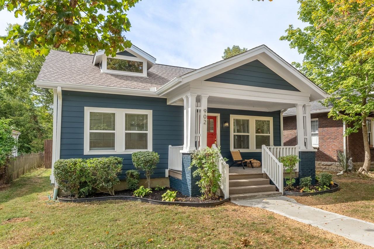 902 S Douglas Ave - Photo 3 of 49