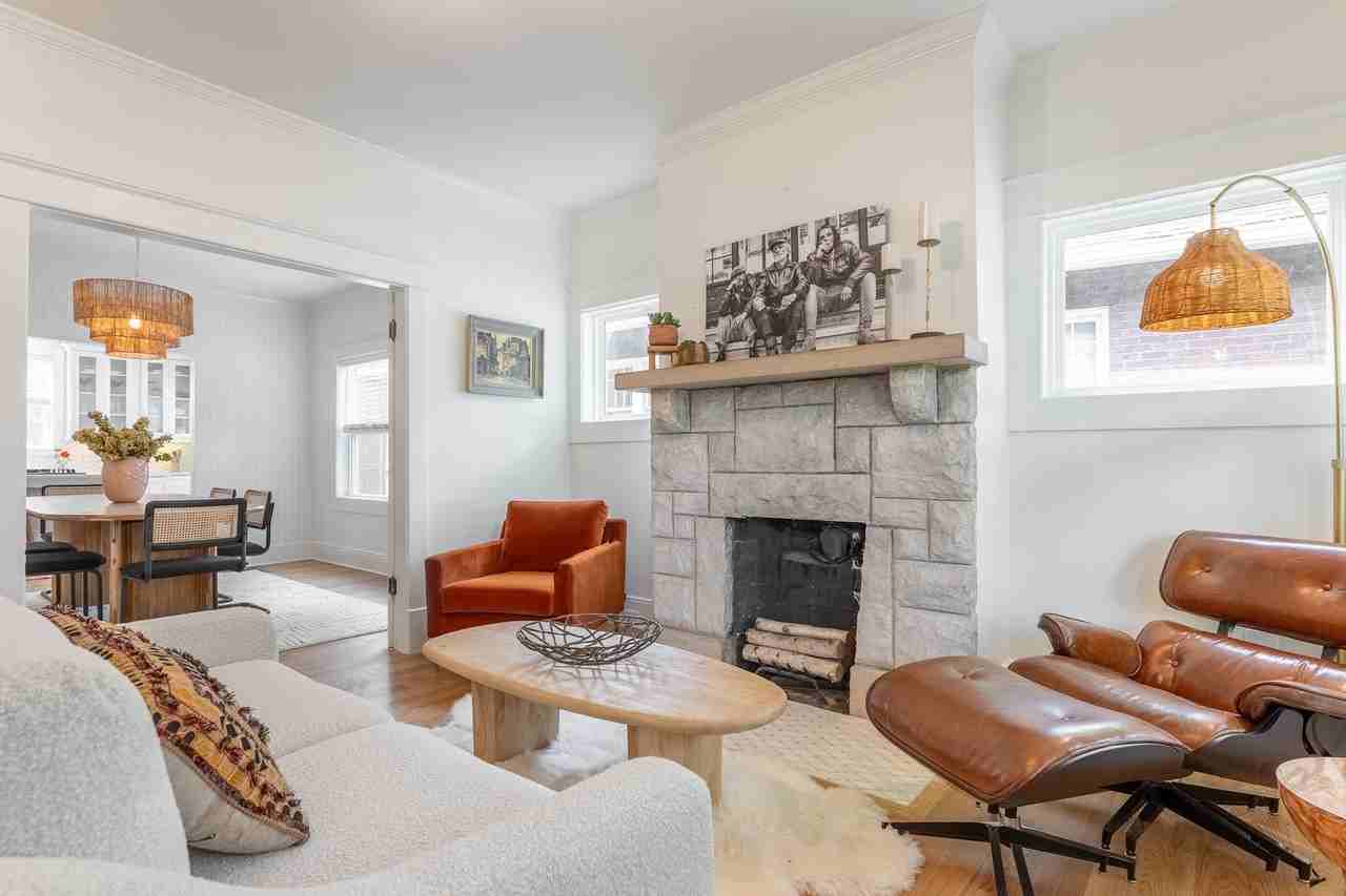 902 S Douglas Ave - Photo 6 of 49