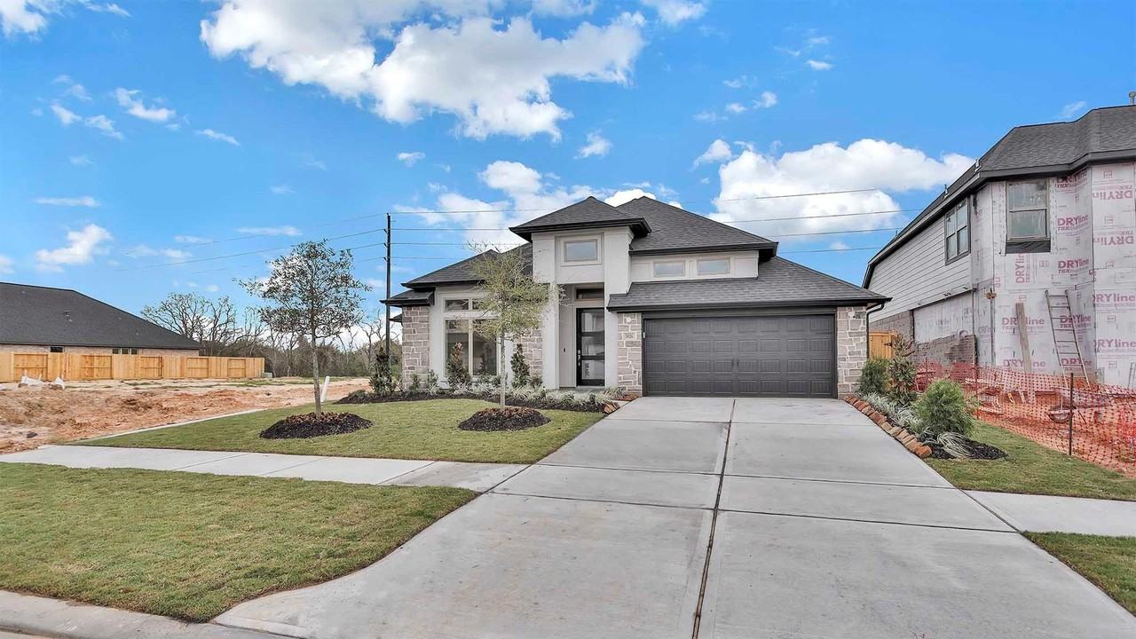 5026 Albany Shores Ln - Photo 2 of 19