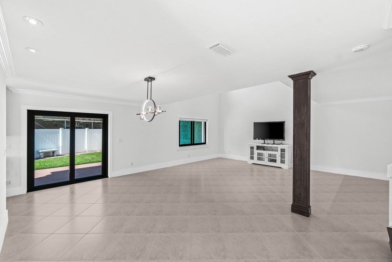 18899 Mariner Inlet Dr #NA - Photo 5 of 36