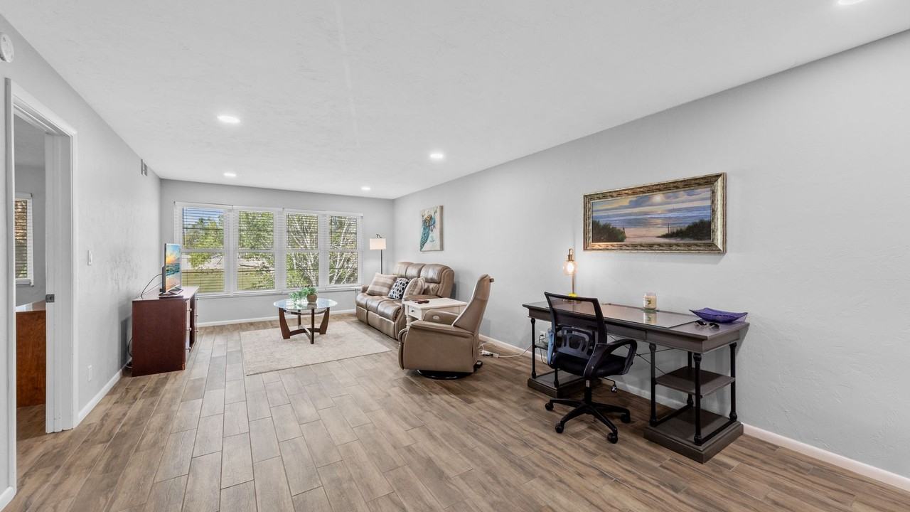 3676 Arctic Cir #112 - Photo 5 of 19