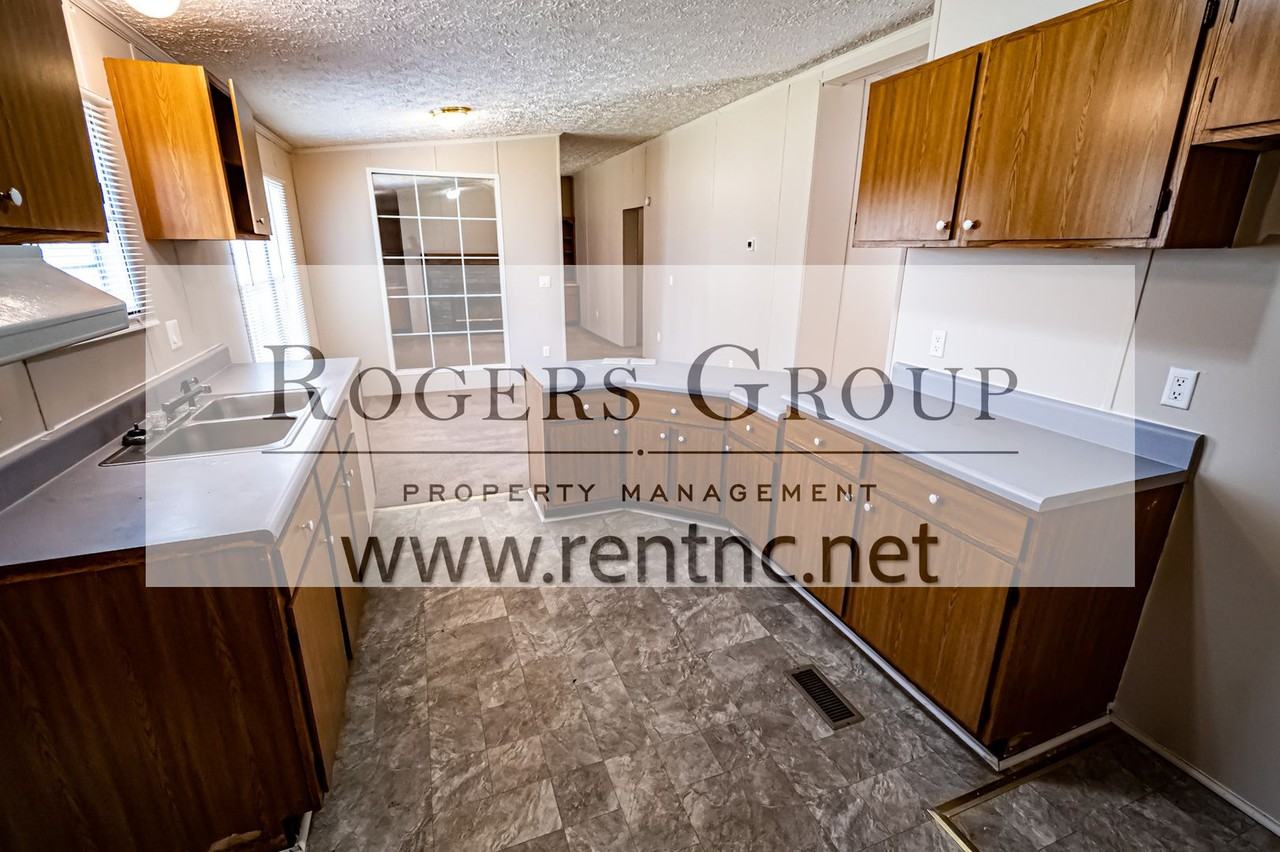 238 Saucy Ln - Photo 2 of 11