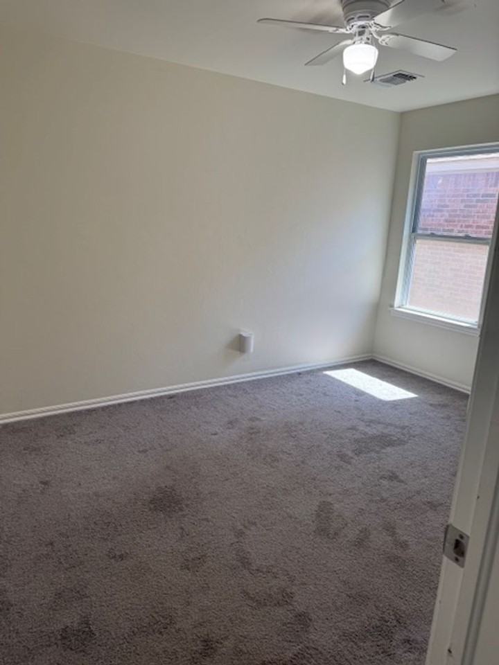 3000 Tenkiller Dr - Photo 4 of 11