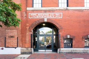 featured image of 1201 W Clay St