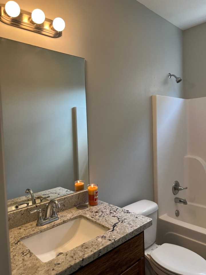 3807 Kirkman St #2 - Photo 4 of 8
