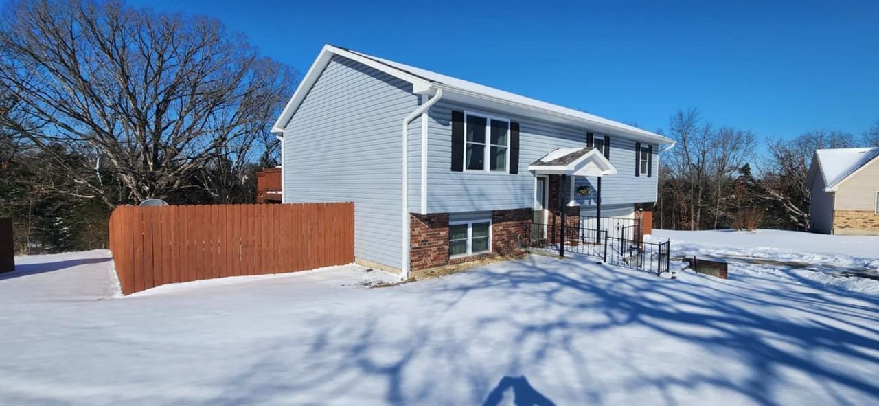 22615 Richmond Ln - Photo 2 of 22