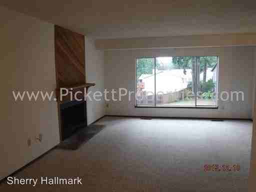 13985 Crestview Cir NW - Photo 3 of 16