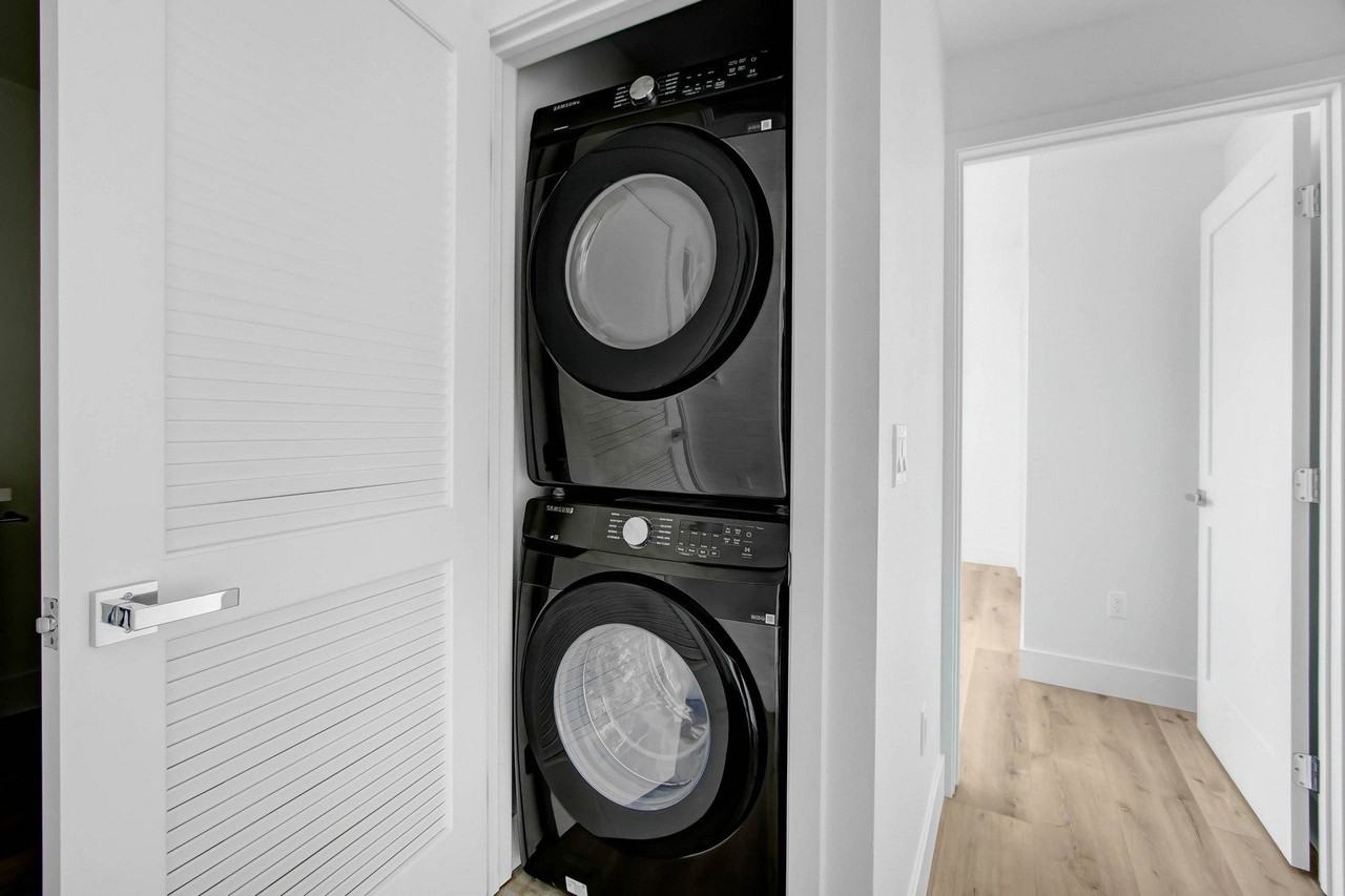 The Bay Apartment Homes - Photo 7 of 50