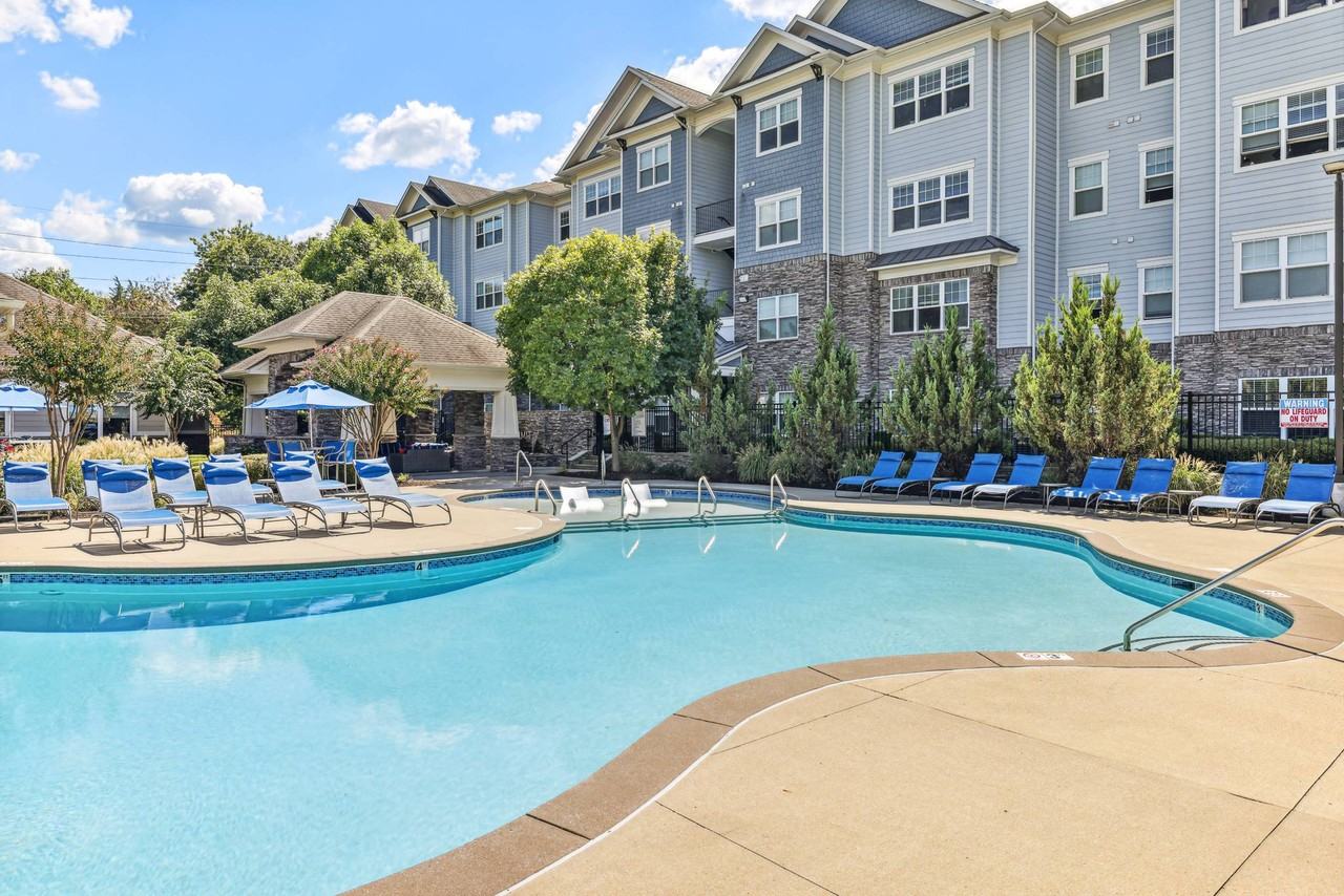 The Summit at Nashville West - Photo 7 of 29