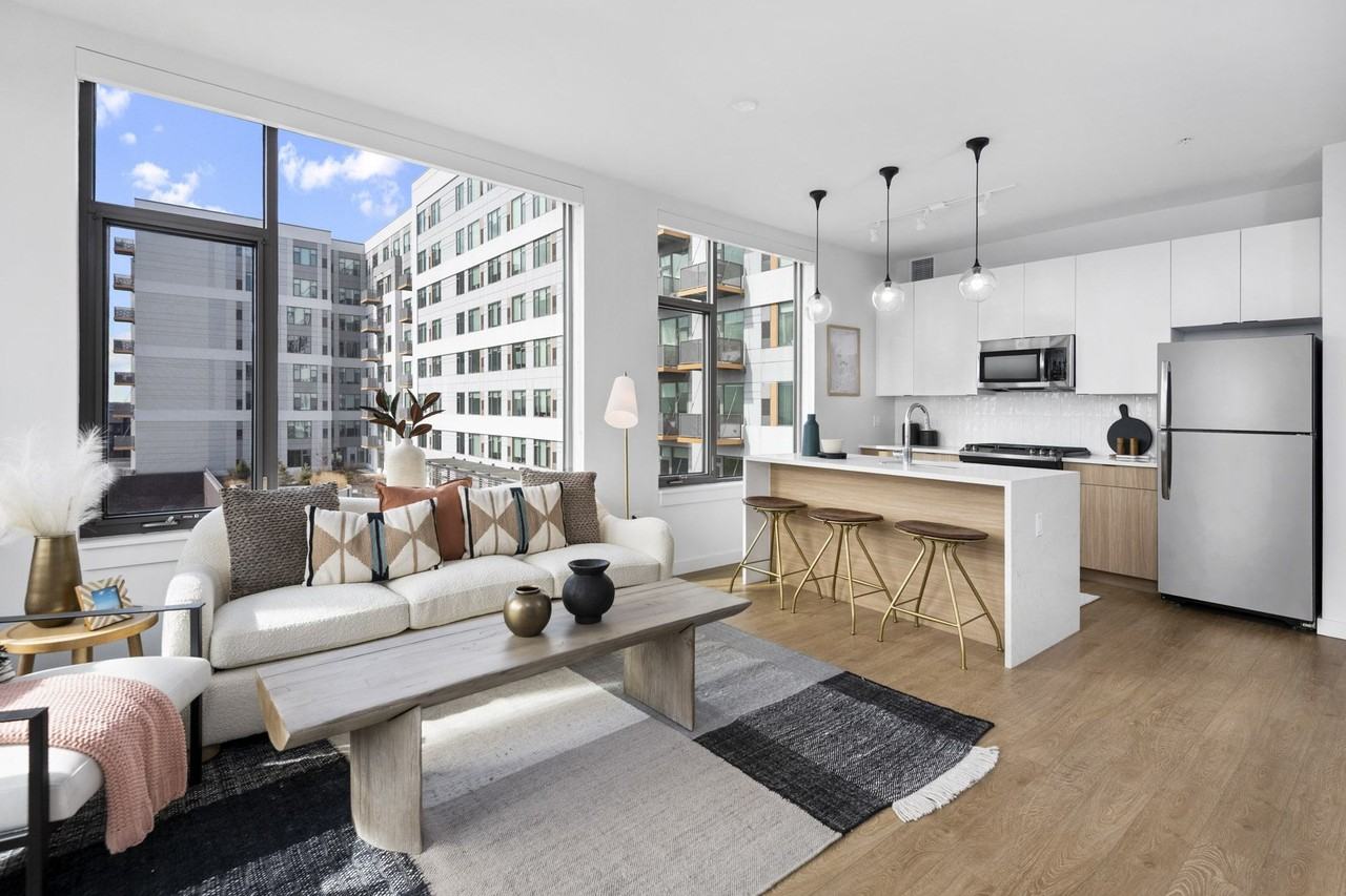 Eleven33 - Photo 2 of 43