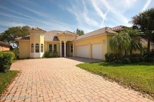 808 Aquarina Blvd - Photo 1 of 1