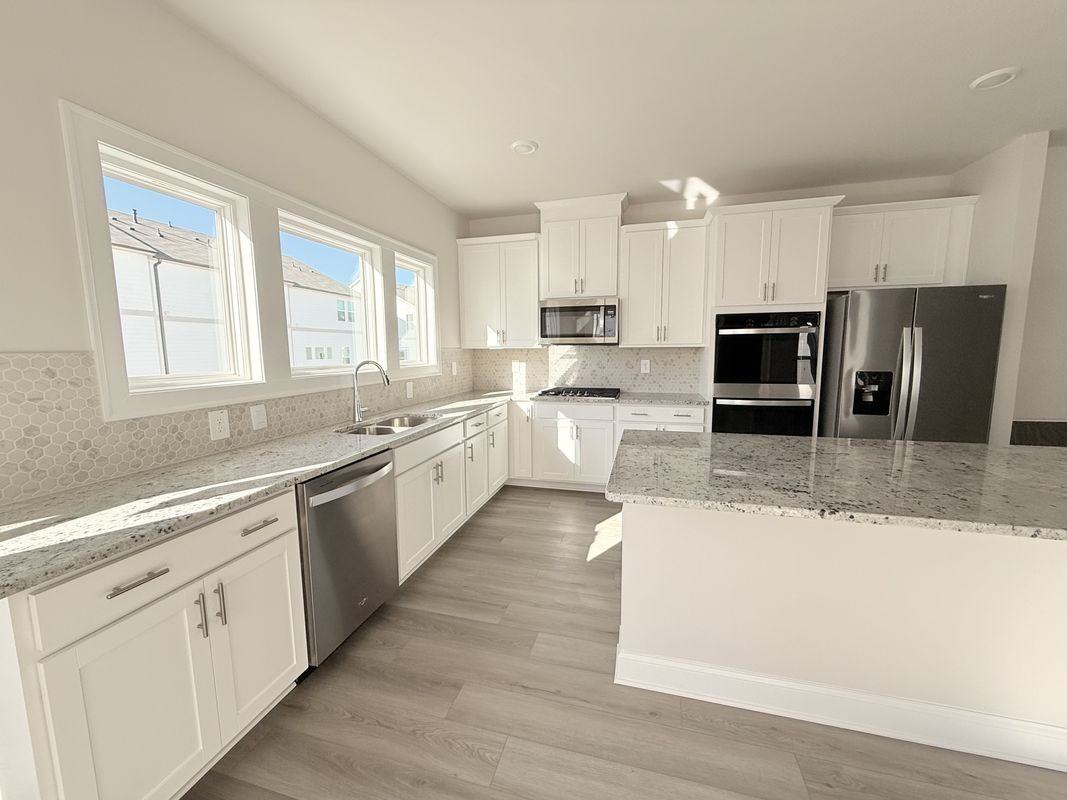 2686 Devon Vale St - Photo 6 of 18