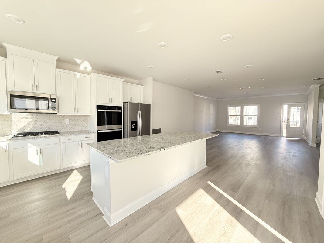 2686 Devon Vale St - Photo 7 of 18