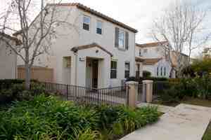 featured image of 2736 Detroit Dr