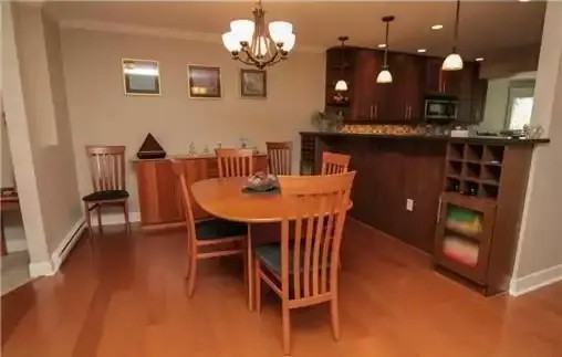 537 Heatherdale Lane #203 - Photo 3 of 8